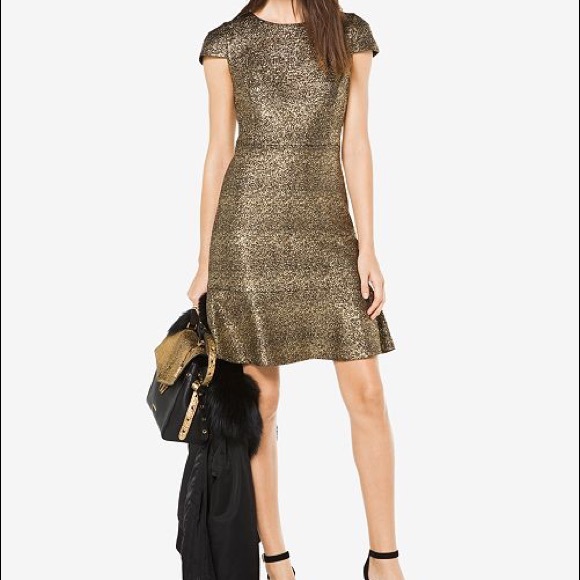 Michael Kors Dresses & Skirts - Michael Kors Petite Foil Knit Flounce Dress